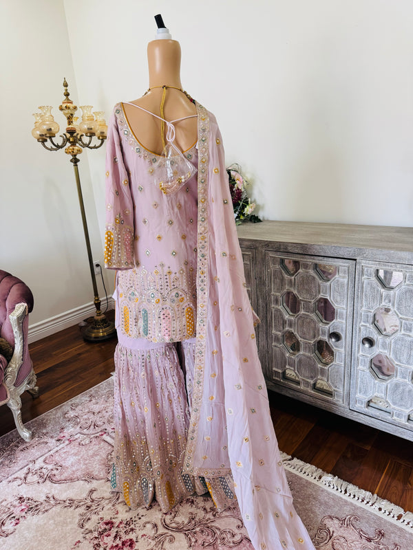 Garara suit