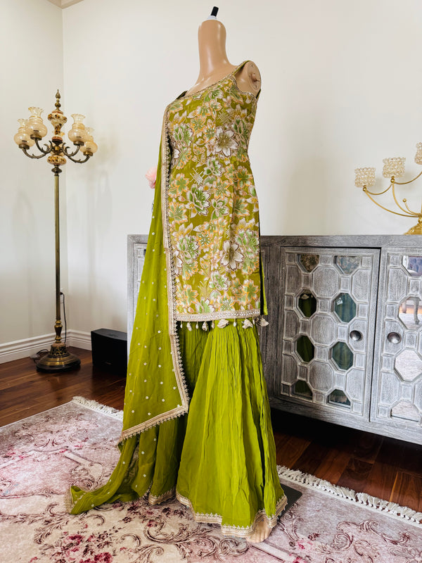 Garara suit
