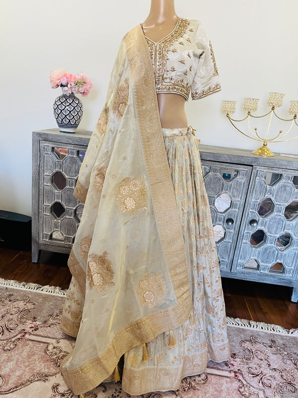 Hand embroidered lehnga