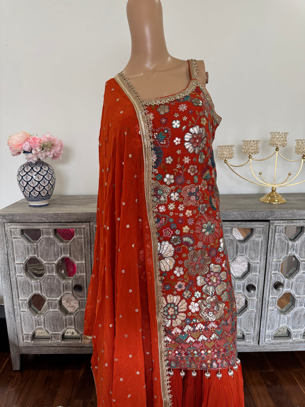 Garara suit