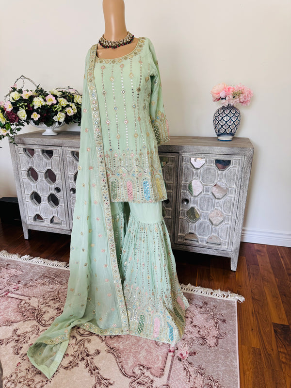 Garara suit