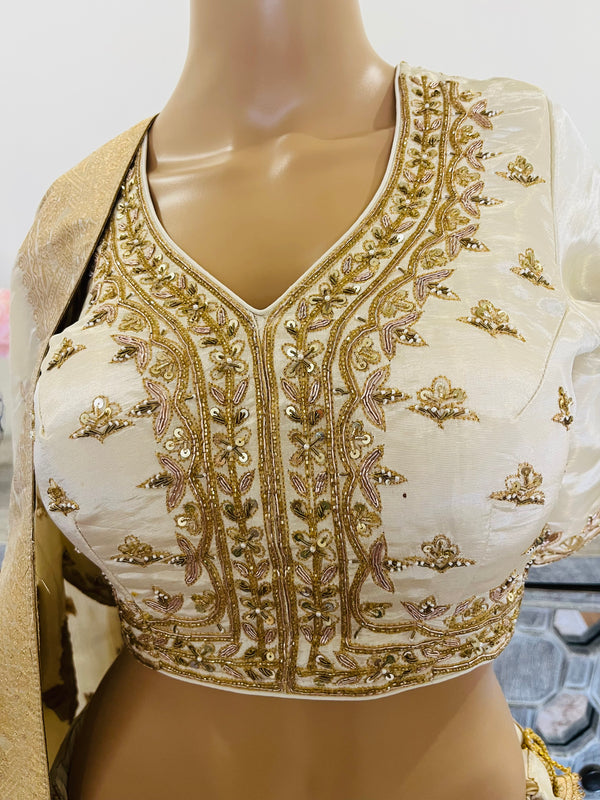 Hand embroidered lehnga
