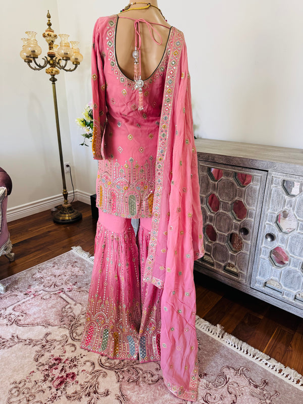 Garara suit