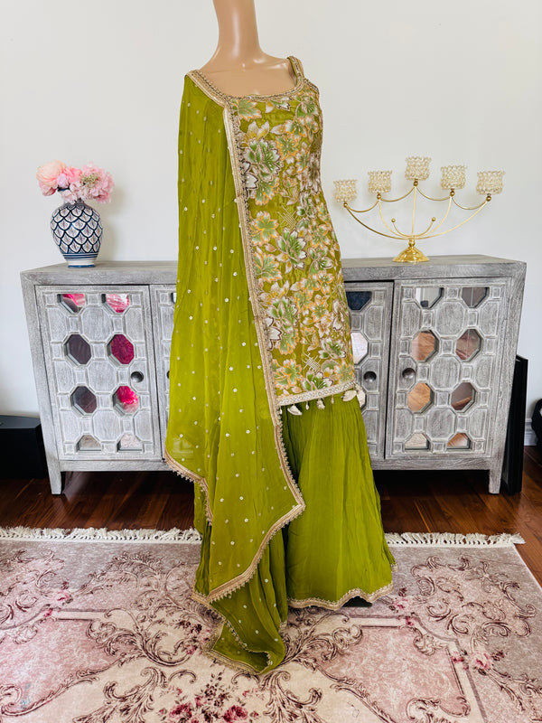 Garara suit